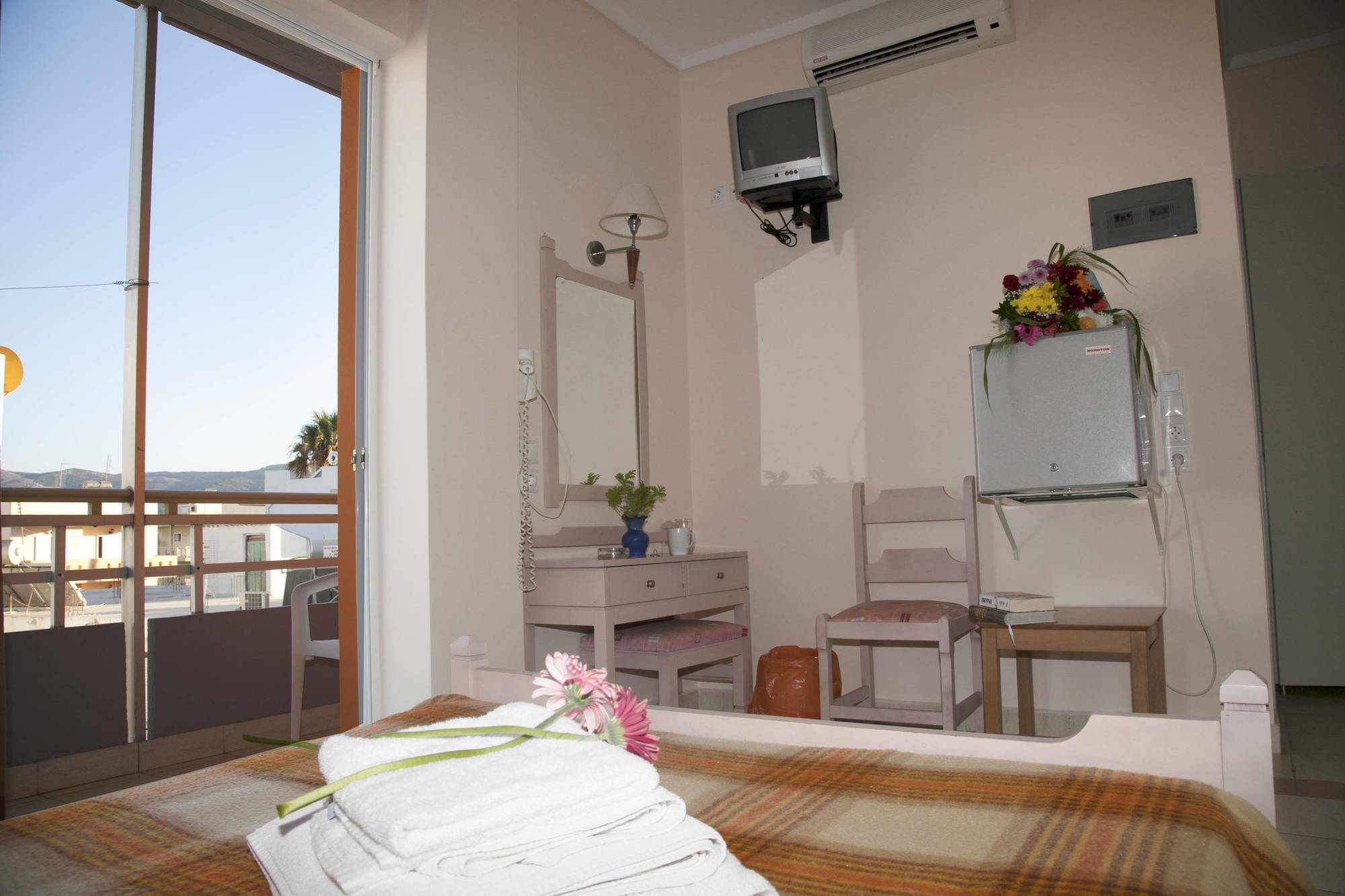 Theonia Hotel Кос Екстер'єр фото